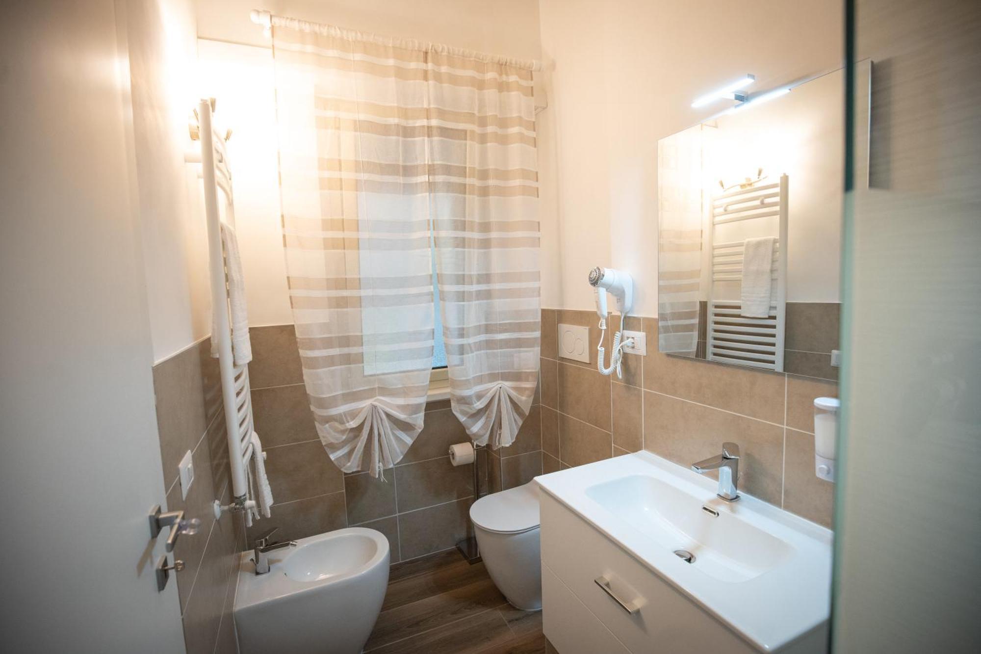 Romecoming Ostiense Guest House المظهر الخارجي الصورة