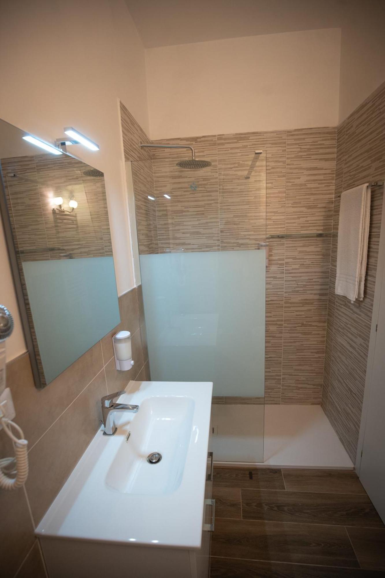 Romecoming Ostiense Guest House المظهر الخارجي الصورة
